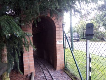 tunnel_18 tunnel_18